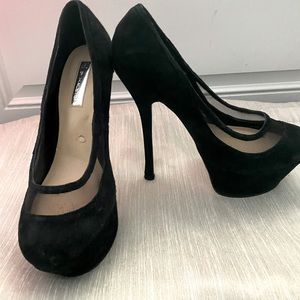 Hailstones black suede/mesh heels